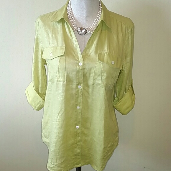 Tommy Bahama Tops - Tommy Bahama Linen Shirt Size XS/TP 🎉HP