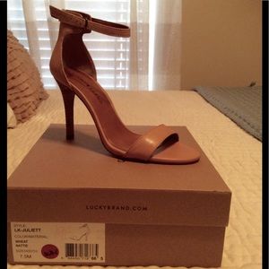 Lucky Brand Juliett Heel Wheat