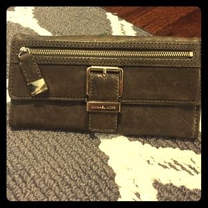 PRICE DROP Michael Kors Wallet