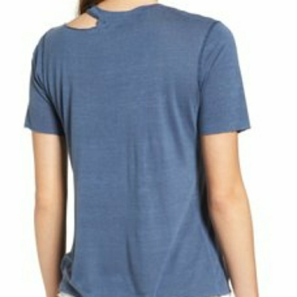 🆕️ Blue Ripped StyleTee - Size M - Picture 2 of 3