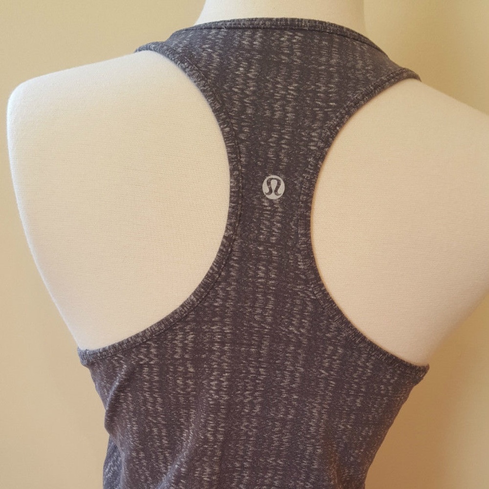 Lululemon Ziggy Wee Gray Cool Tank 8/10