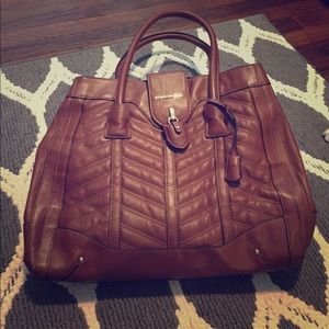 PRICE DROP London Fog Handbag