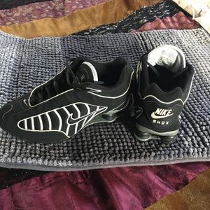 Nike Shox