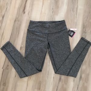 NWT VSX Sport Heathered Grey Medium Leggings