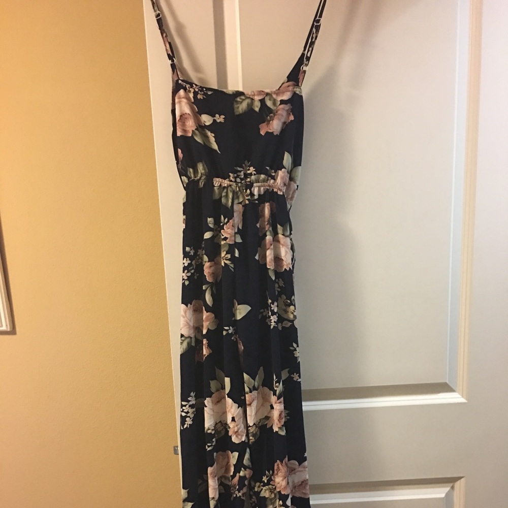 Jumpsuit - Picture 3 of 5