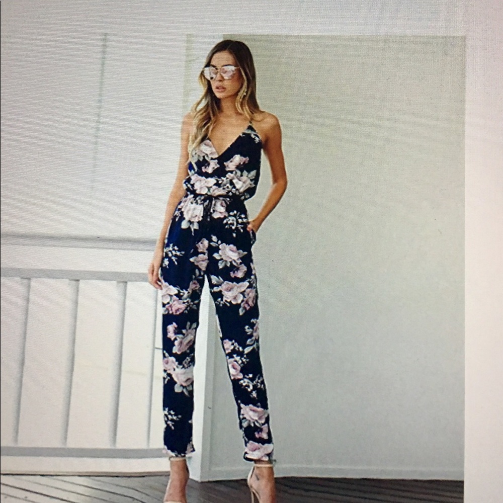 Jumpsuit - Picture 5 of 5