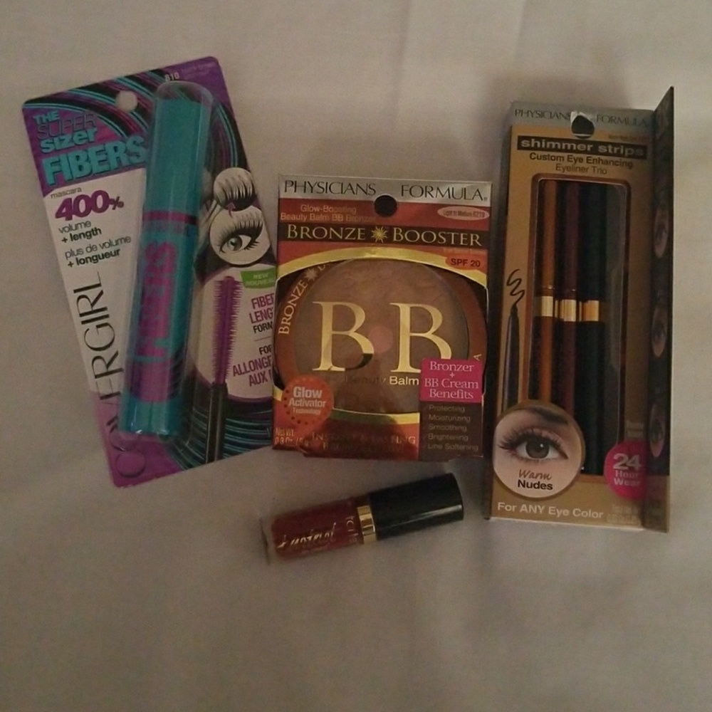 Makeup bundle