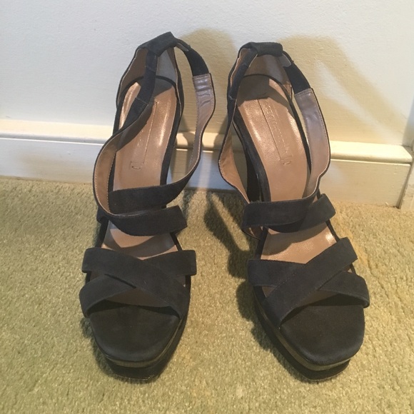 BCBG suede platform heels - Picture 2 of 7