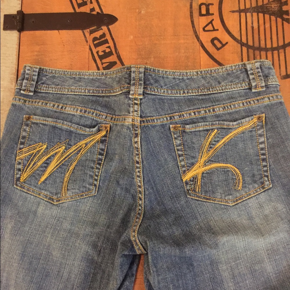 Michael Kors MK Signature Back Pocket Jean Capri