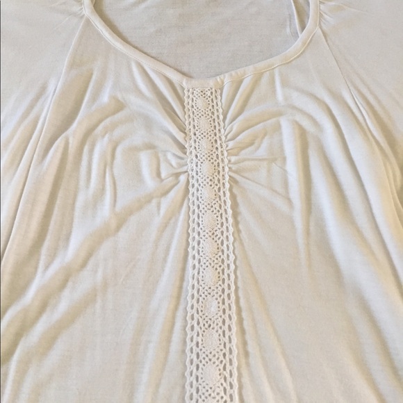 The Limited Outback Red Top - Picture 3 of 3