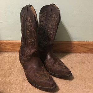 Laredo cowboy boots