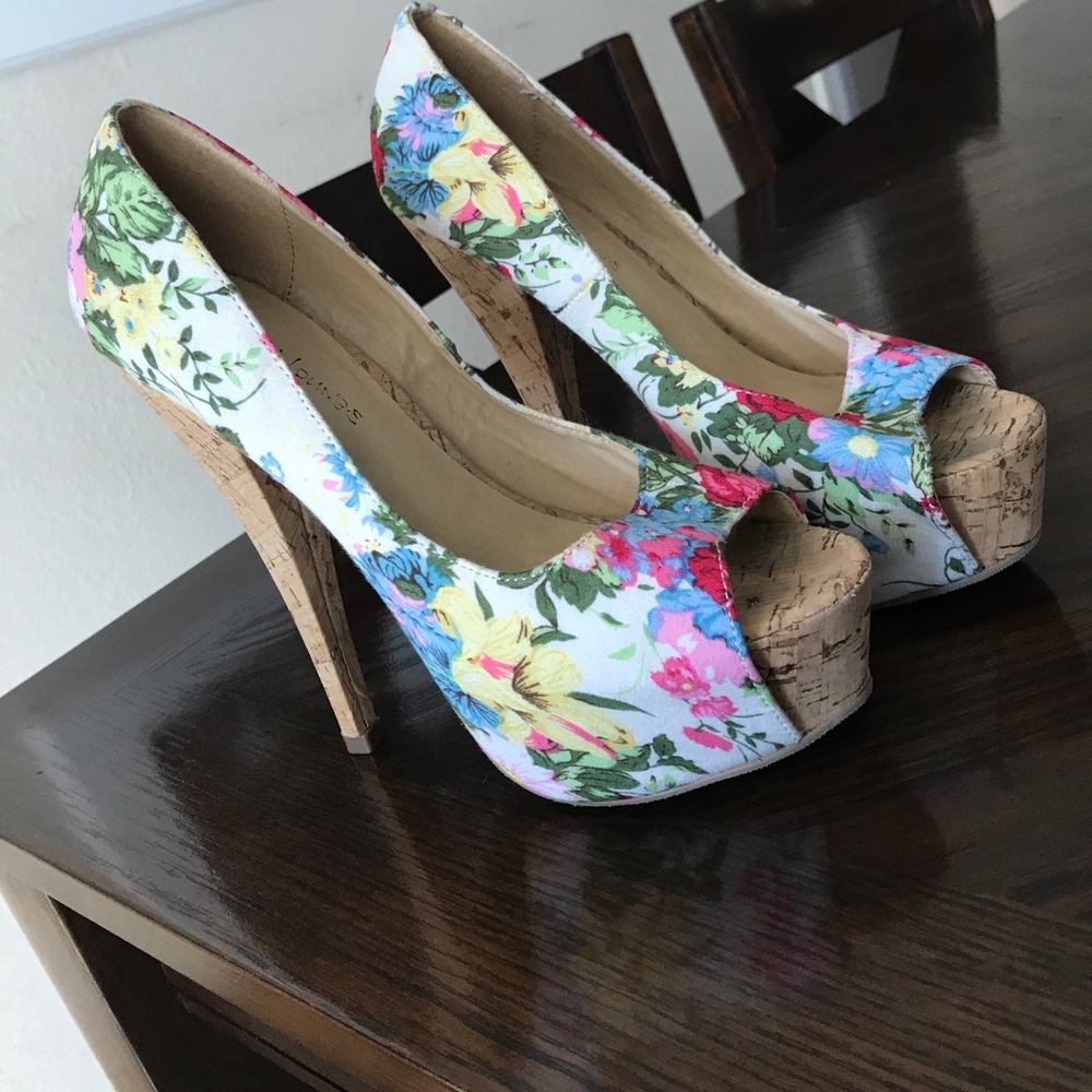 Floral pumps