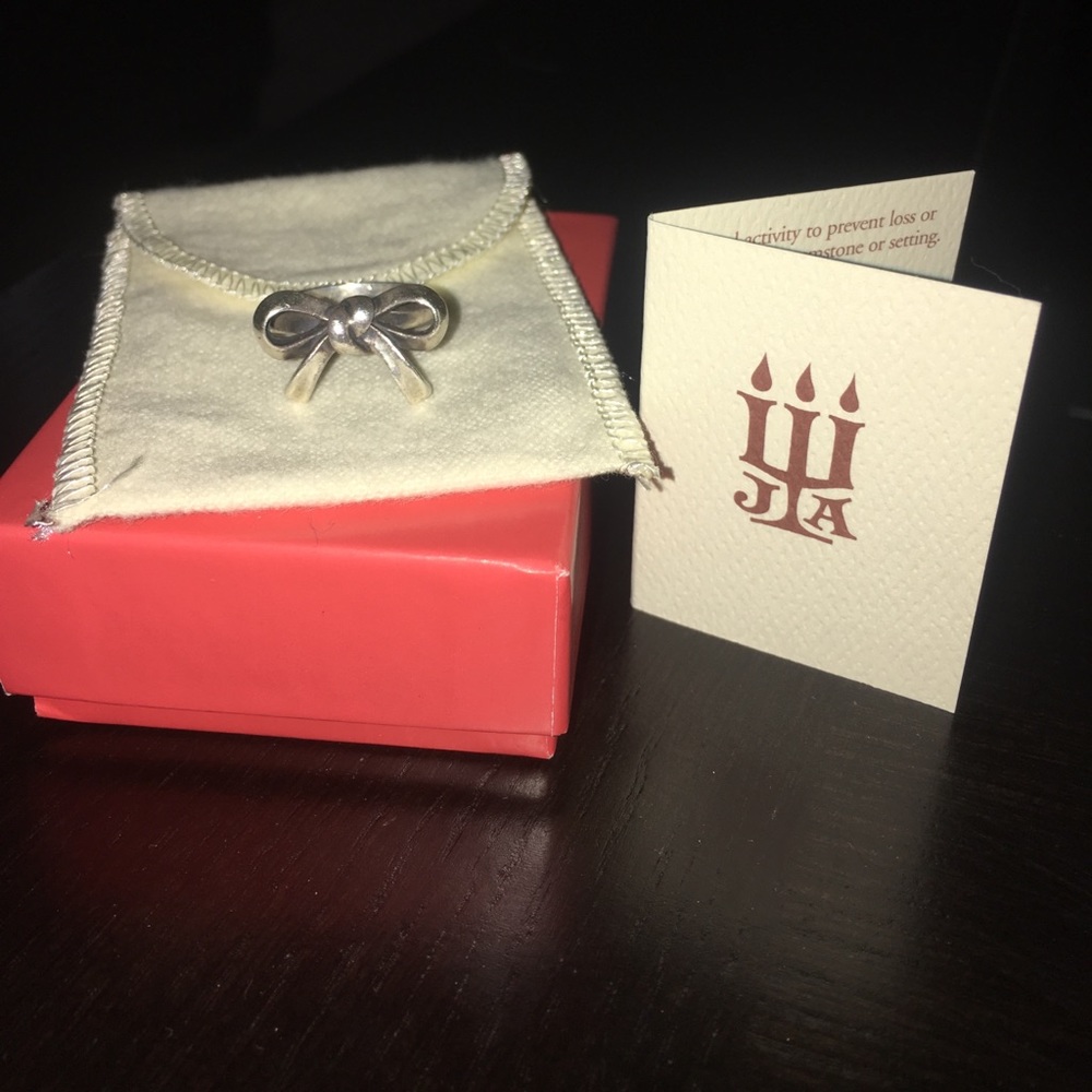 James Avery Bow Ring