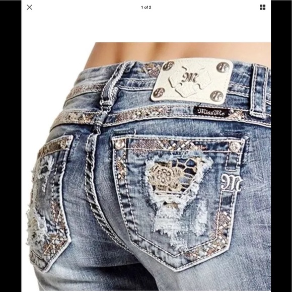 Miss Me Mid Rise Easy Straight Leg Denim - Women Jeans.  (SOLD)