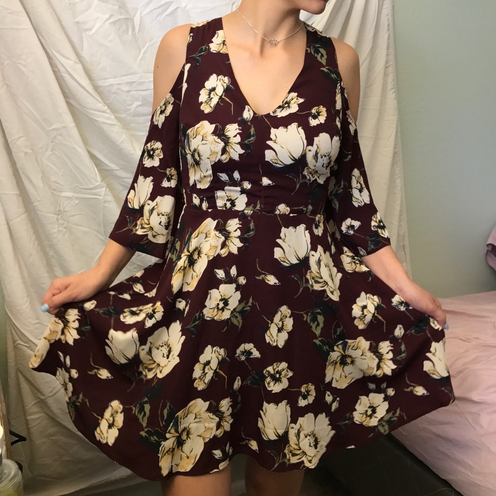 Cute J.O.A. Floral Cold Shoulder Dress