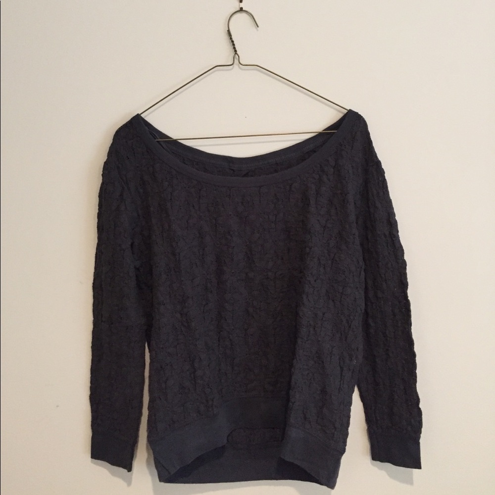 Long sleeve lace shirt