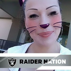 Meet your Posher, Christina