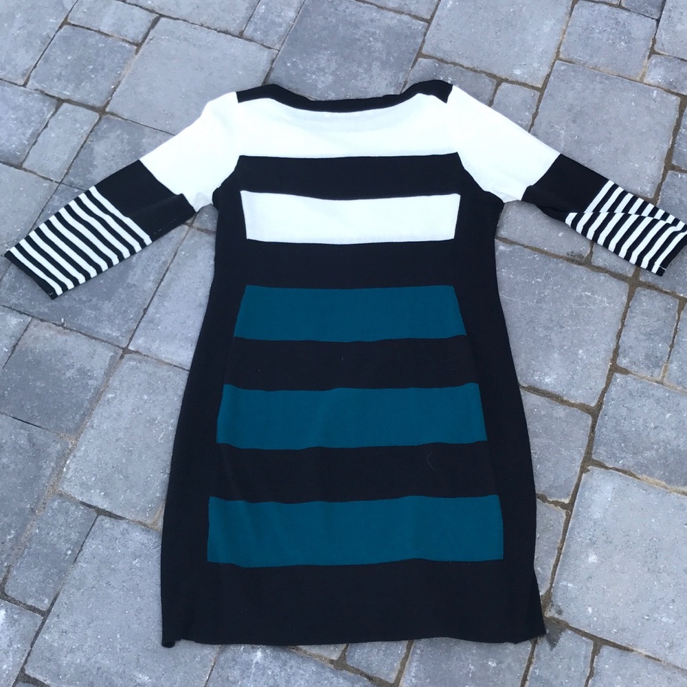 SWEATER DRESS