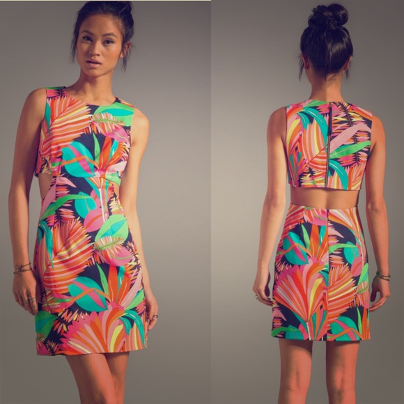 Trina Turk Dresses & Skirts - Trina Turk Biscayne Palm tree print dress