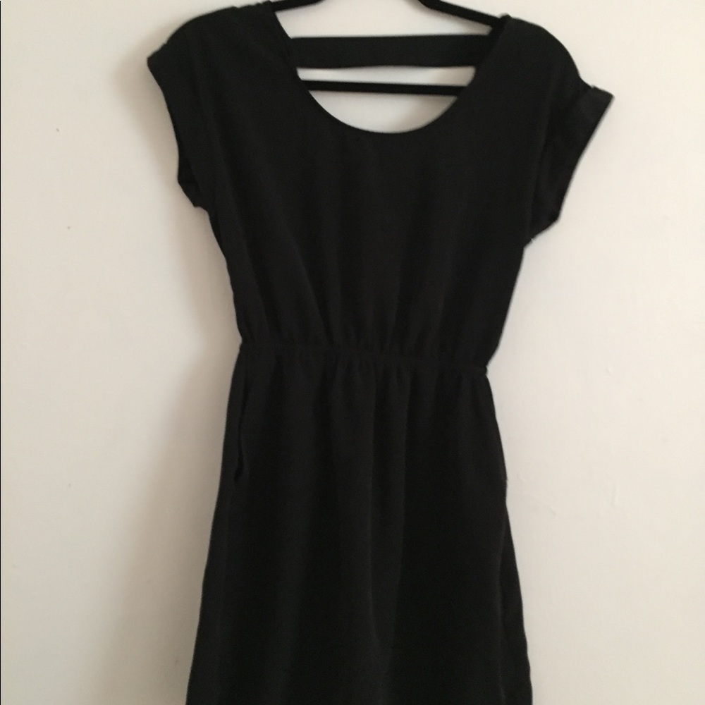 black dress with back cut out