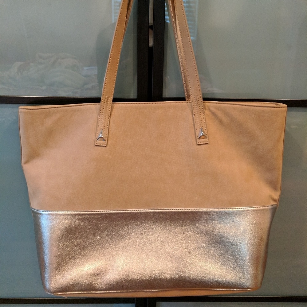Stella & Dot Bond Street Tote
