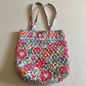 Vera Bradley Shoulder Bag in Hope Garden
