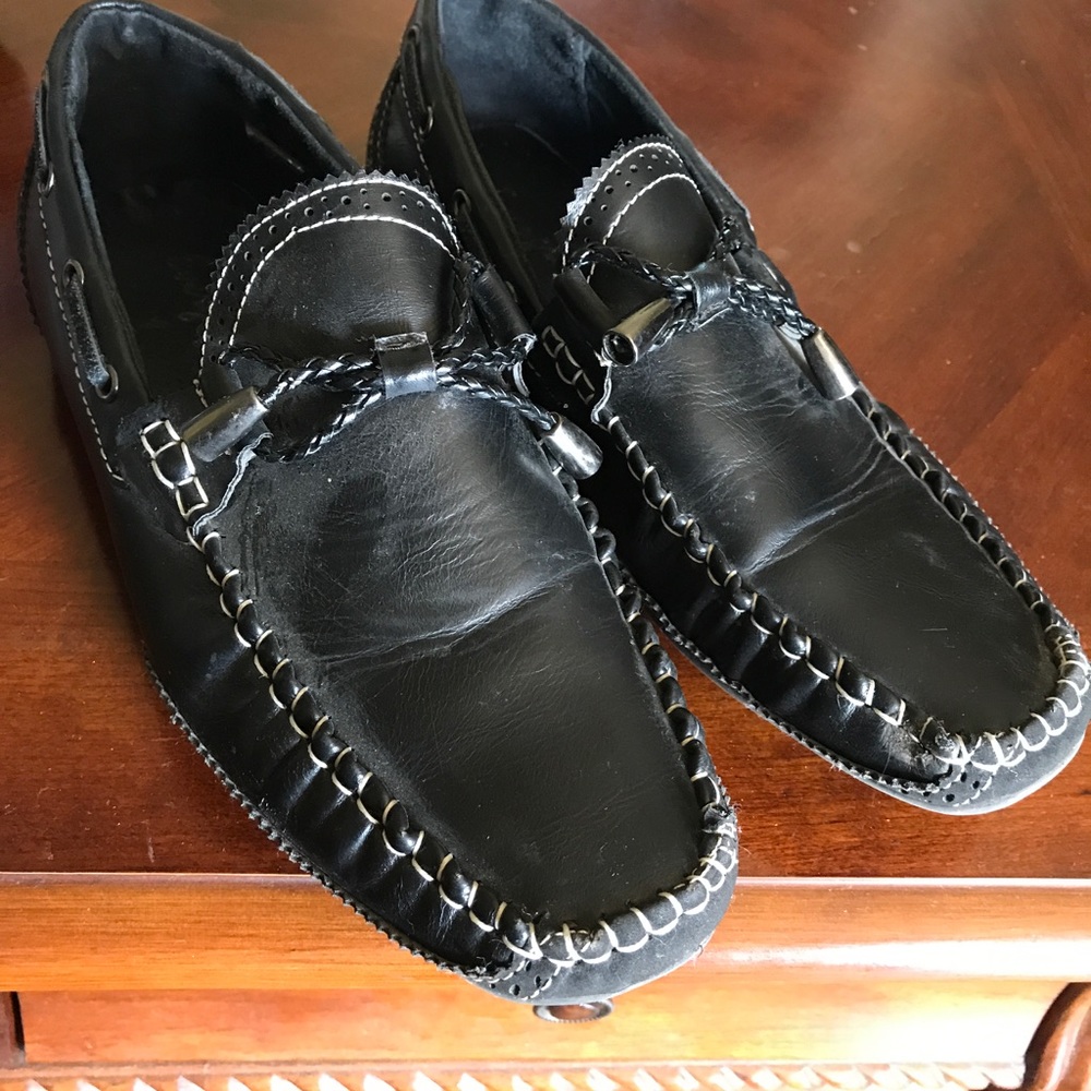 Men's black dress loafer