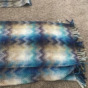 Missoni throw! Excellent condition!