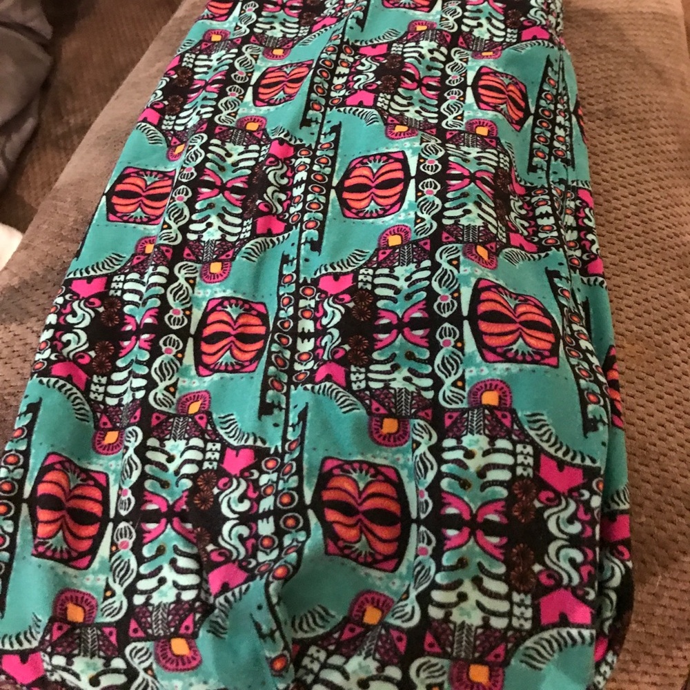 Lularoe brand new to big 12-22
