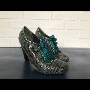 Poetic License Heels