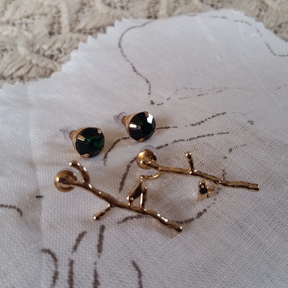 Golden Branches and Green Stud Earring Set