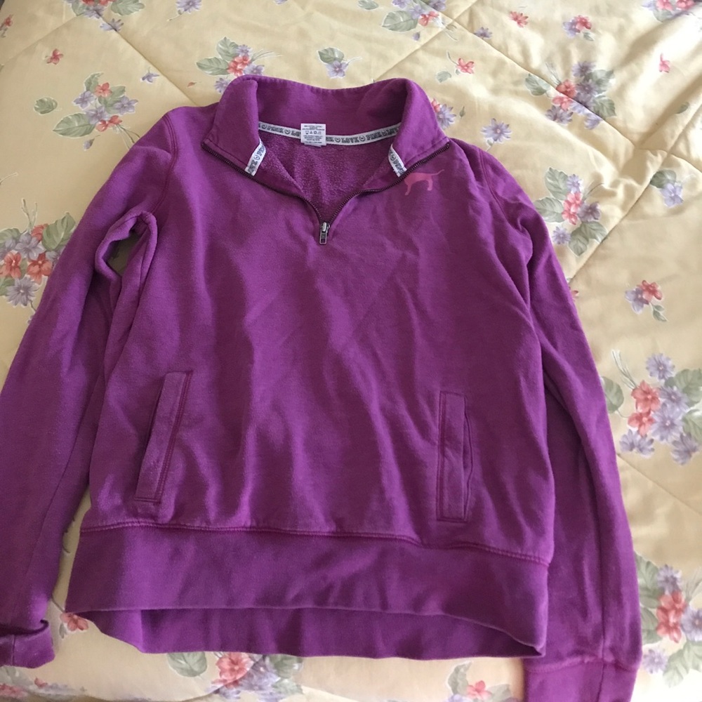 Love pink sweatshirt