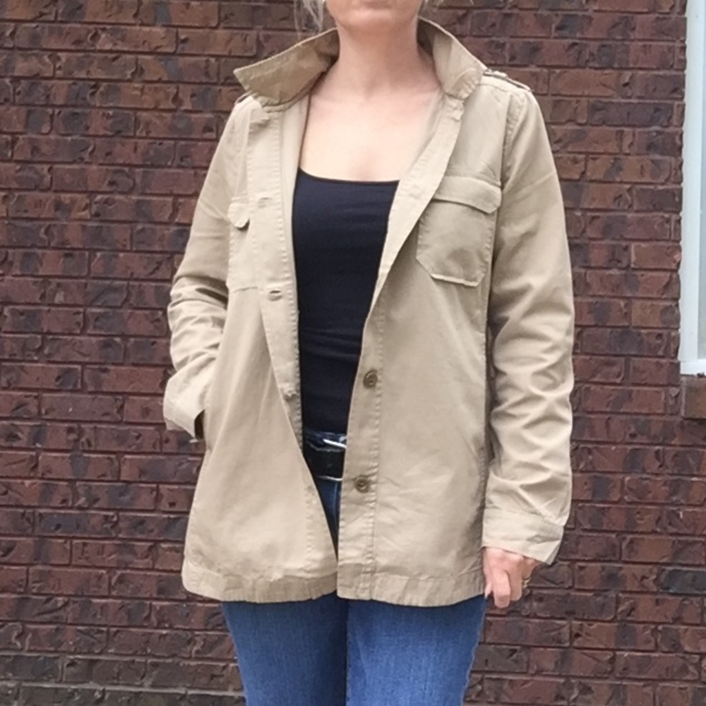 Hooded Utility Jacket - Picture 5 of 7