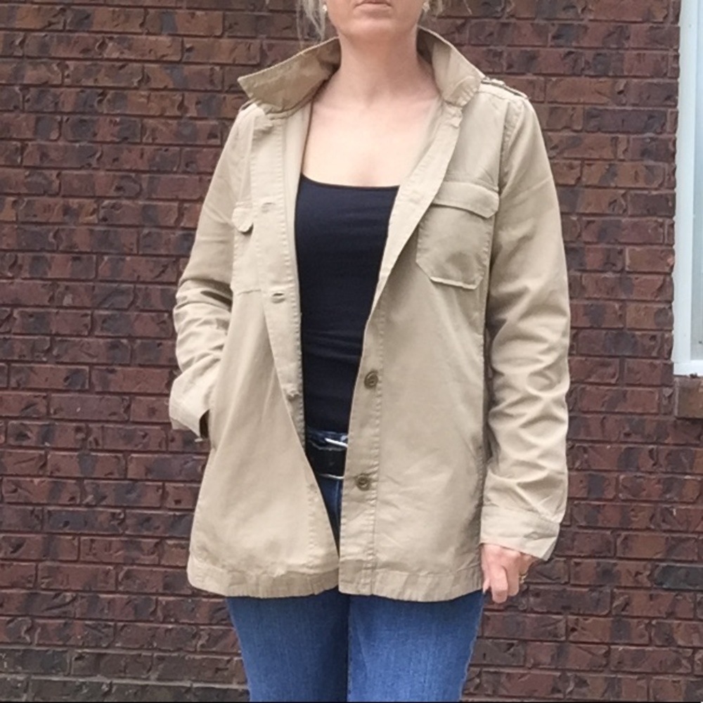 Hooded Utility Jacket - Picture 6 of 7
