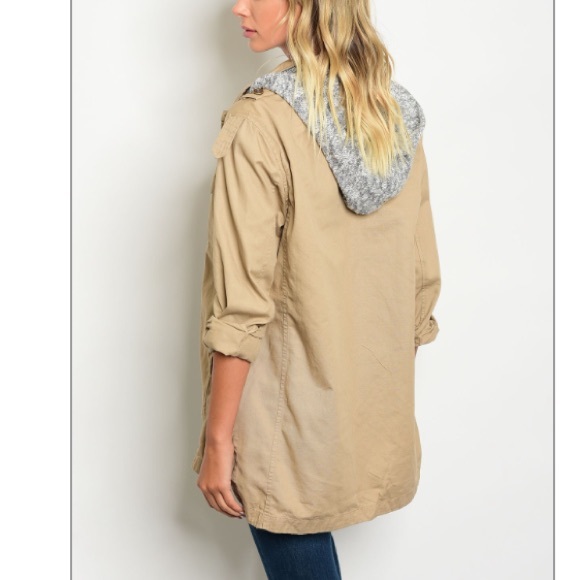 Hooded Utility Jacket - Picture 2 of 7