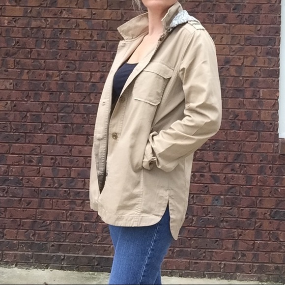 Hooded Utility Jacket - Picture 3 of 7