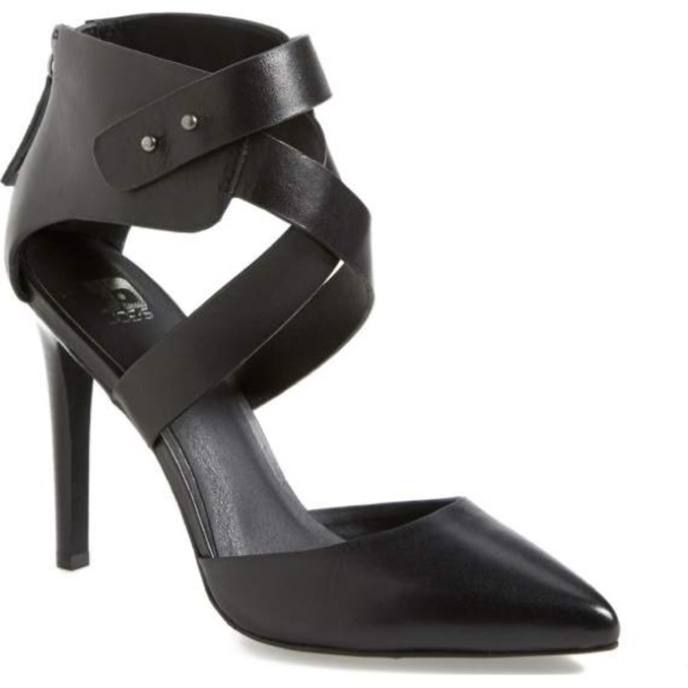 Joe's "Pete" pointy-toe black Stilettos SZ 10