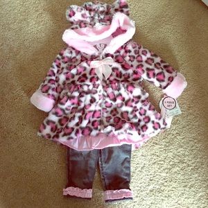 Infant girl's clothing