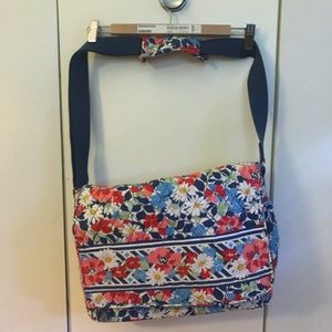 Vera Bradley Messenger bag