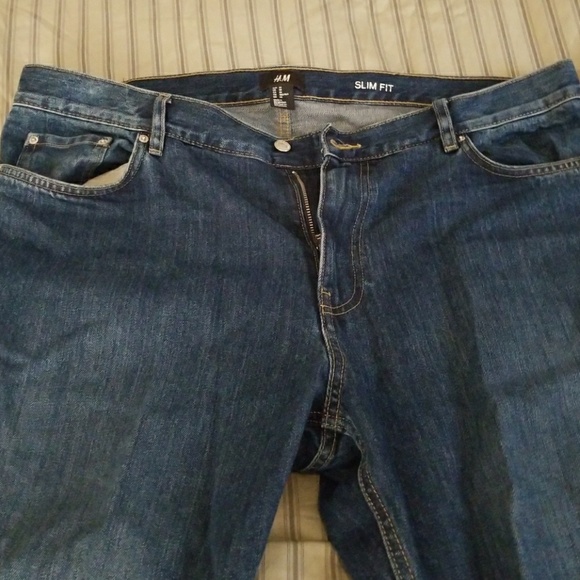 Jeans - Picture 2 of 3