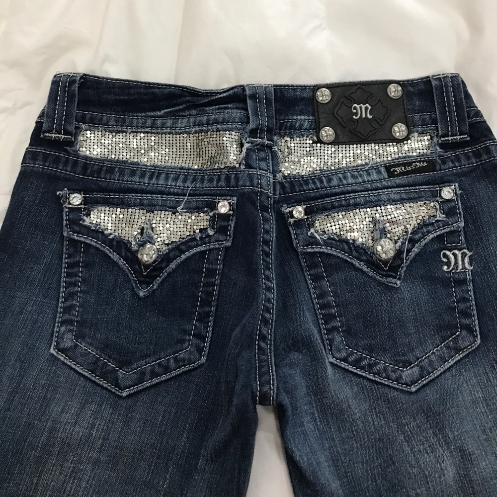 SOLD!! Miss Me Jeans 29x34!