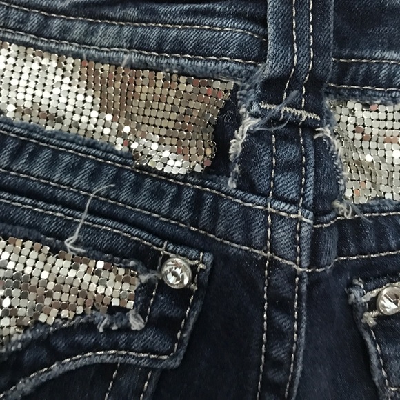 SOLD!! Miss Me Jeans 29x34! - Picture 4 of 4