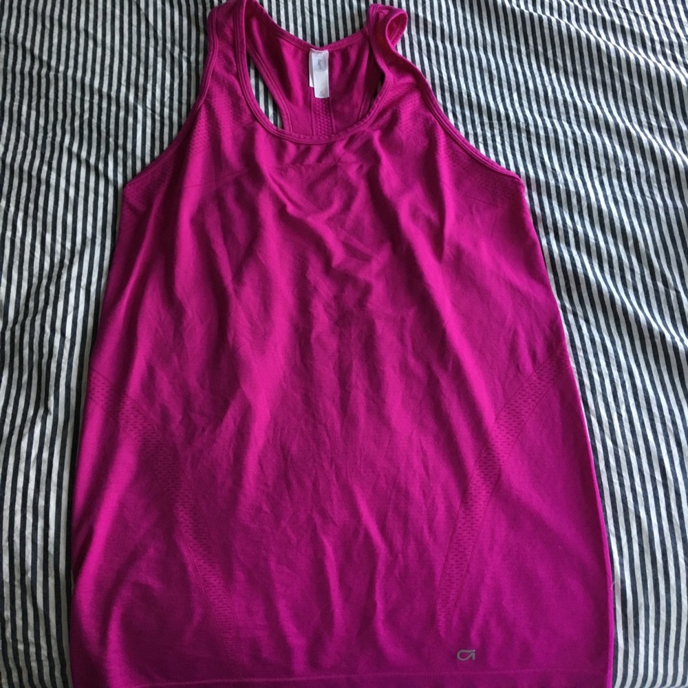 Gap workout tank size medium