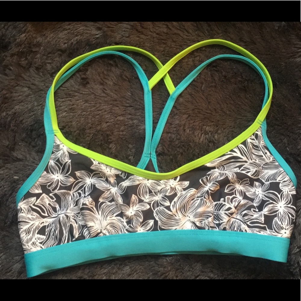 UNIQUE sports bra!