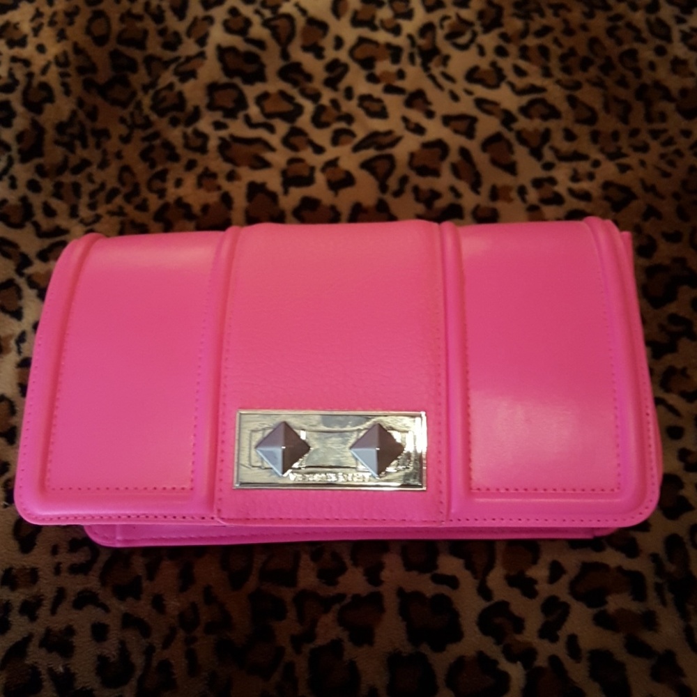Small clutch