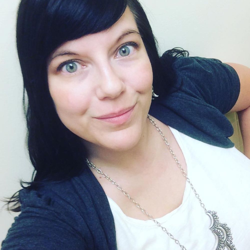 Meet your Posher, Julie