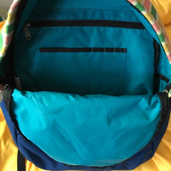 Backpack - Picture 3 of 3