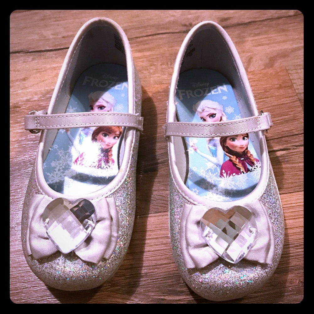 Disney Frozen dress shoes