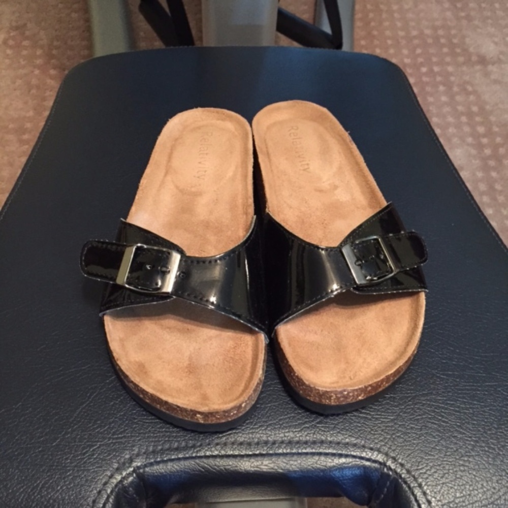 Black-Relativity-Slip-On-Slide-Size-6 - Picture 5 of 5