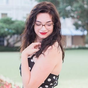 Meet your Posher, Jodee